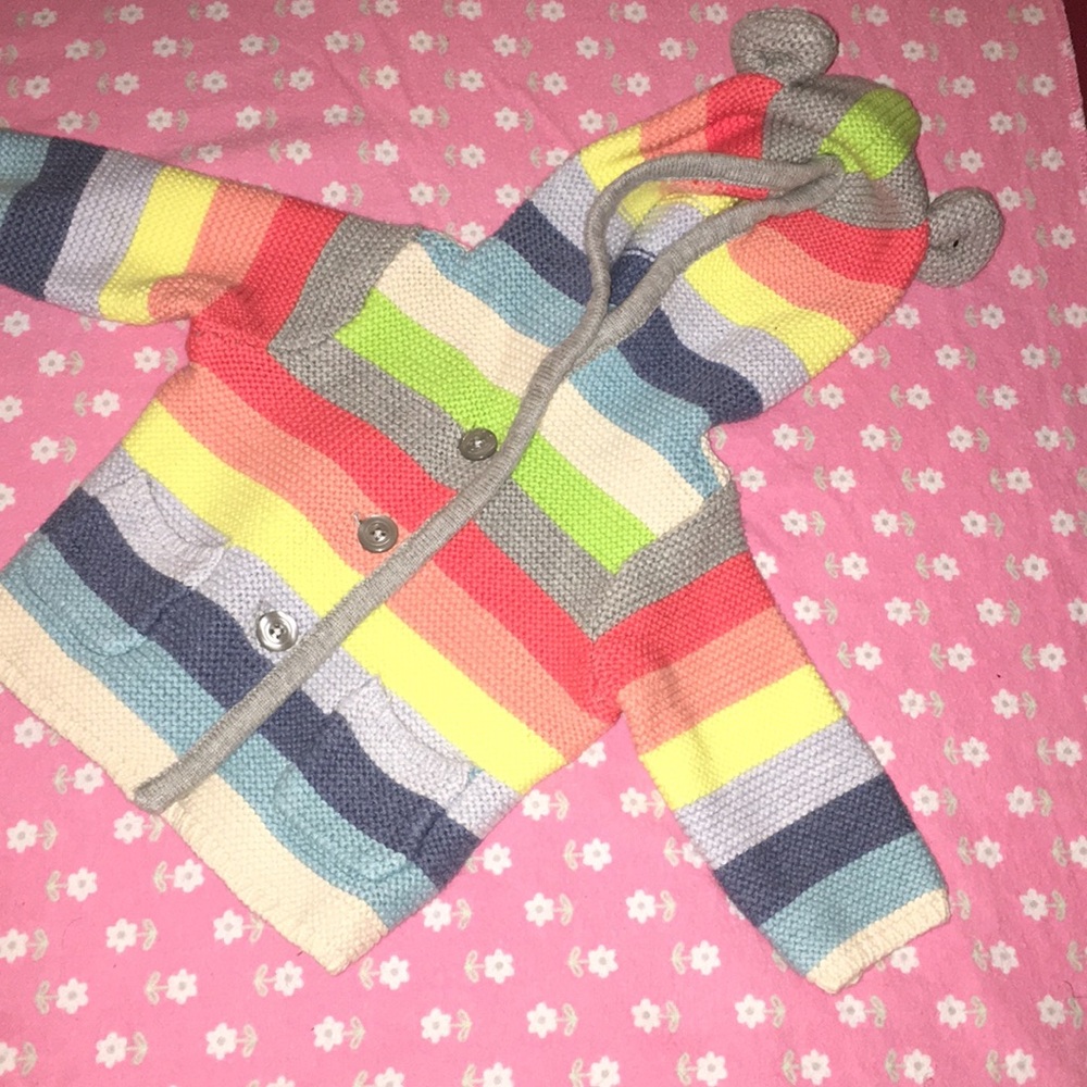 👶🏽 Baby Gap sweater 👶🏽 10% OFF!!
